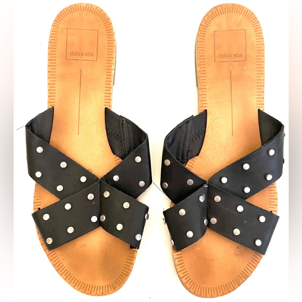 Dolce Vita black sandals size 9.5.